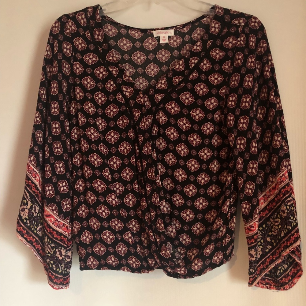 Pattern crop shirt